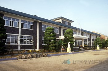 강경중앙초등학교