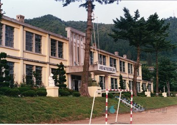 용담국민학교
