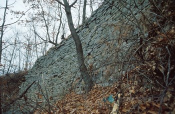 아산 배방산성 성벽