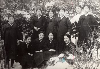 진명여자고등학교 두루마기 교복(1933년)