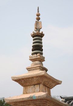 문경 봉암사 삼층석탑 상륜부