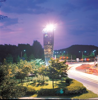 도로조명탑