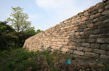 대전 보문산성 성벽