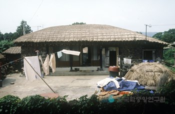 제주 성읍마을 대장간집