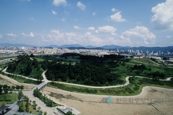 서울 몽촌토성 전경