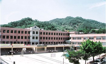 김천석천중학교