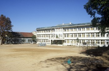 공주중동국민학교