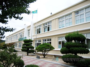 옥산초등학교