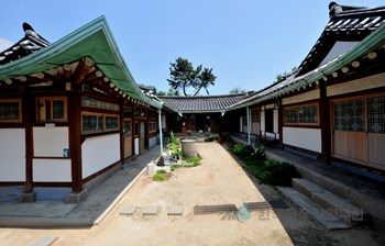 서울 장위동 김진흥 가옥 내부
