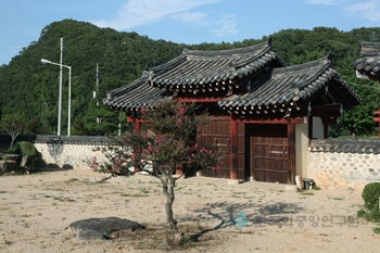 함안 서산서원 중 숭의문