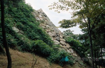 부산진지성 성벽