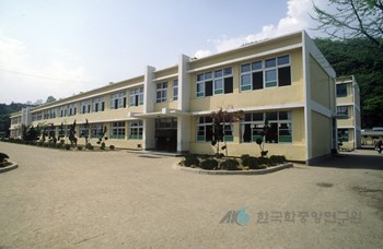예천국민학교