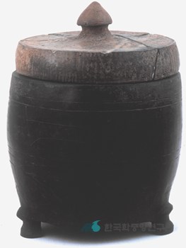 삼족호(三足壺) - 한국민족문화대백과사전