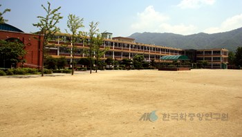 연천초등학교