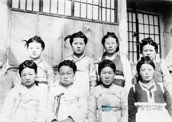 평안북도 창성군 여인들의 모습