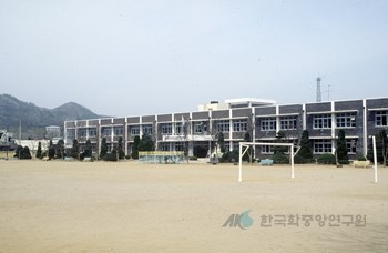영동초등학교