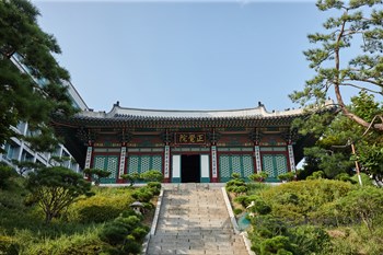 서울 경희궁 숭정전 정면