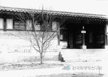 서울 경복궁 중 자경전 남쪽 행각과 정문
