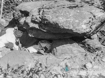 대구 대봉동 지석묘 제4구 제3호 지석묘 측면 시굴