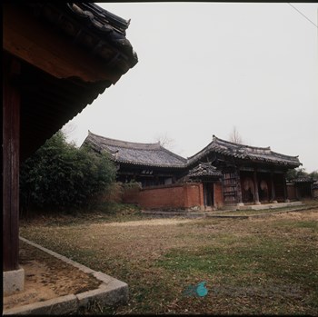 김제 백산서원 전경