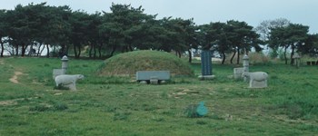 충헌공 김구 묘역