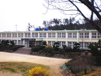 장산중학교